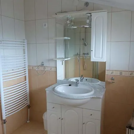 Andi Apartment